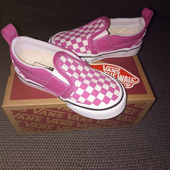 Uued Vans slip-on tennised nr 22; 22,5