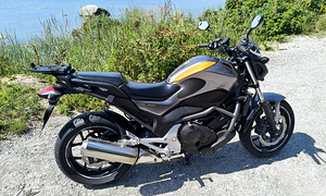 Honda NC 700 S (7 foto / 10)