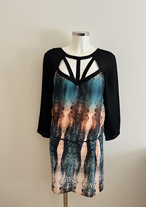 Orig. Guess kleit S suurusele (2 foto / 3)