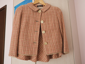 Naiste kostüüm (pintsak ja seelik), suurus 34/36. MONTON. (1 foto / 9)