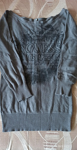 Kampsun Guess (1 foto / 3)