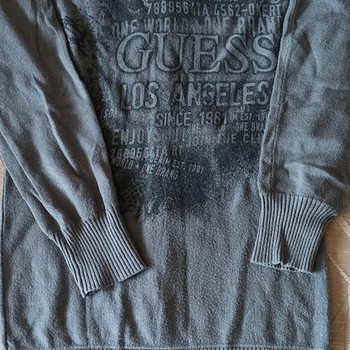 Kampsun Guess