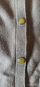 Kampsun Guess (3 foto / 3)
