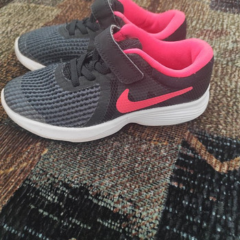 Müüa Nike tossud 29.5