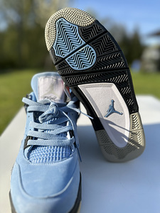 Uued! Nike Jordan 4 UNC. Suurused 42 ja 43 (4 foto / 4)