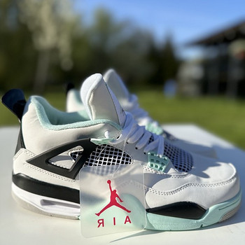 Новые Nike Jordan 4. Уже в продаже!