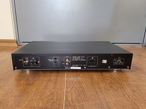 JVC FX-382R Стерео AM/FM-тюнер (3 фото из 3)