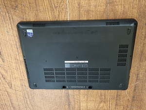 Dell latitude E5470 i3,8,128,win 11 (3 фото из 3)