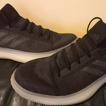 Кроссовки Adidas