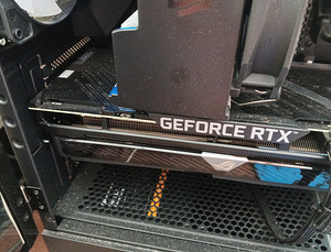 Rog strix 3060ti (2 фото из 3)