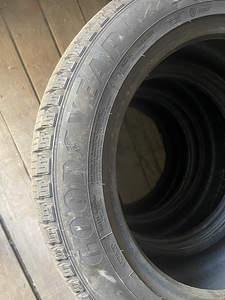 235/55 r18 (4 foto / 5)