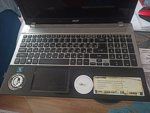 Acer Aspire V3-571G 15,6" Intel Core i5-3210M 2,5 GHz (1 foto / 4)