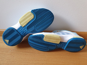 Naiste tennise jalanõud, Adidas, nr 36 (3 foto / 4)