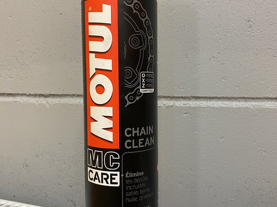 Motul C1 chain clean