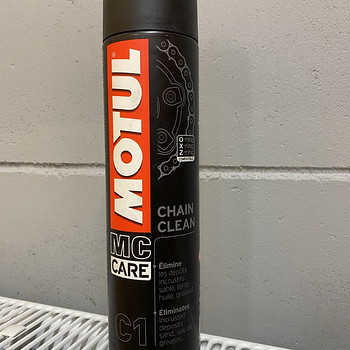 Motul C1 chain clean