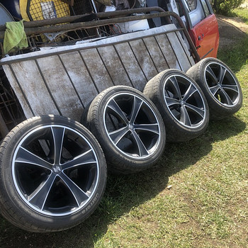 Eta beta 255/40R19