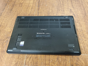 Dell Latitude 5400,i5,256,8,FHD,Win 11 (2 фото из 2)