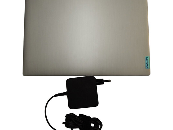 Ноутбук Lenovo IdeaPad 3 + зарядка