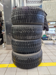 295/40/R21 Green Max Winter Ice i 15 шины ламель (3 фото из 4)