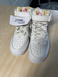 Кроссовки Air Force 1 MID новые (2 фото из 7)