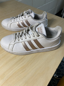 Adidas Grand Court roosakuldsed tossud (3 foto / 5)