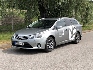 Автомобиль в аренду- Bolt / Forus / Uber (9 фото из 10)