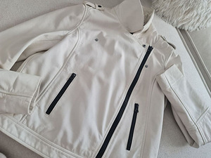 Guess by Marciano Lambanahk Originaal M (4 foto / 7)