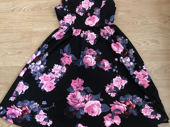 Roosidega kleit, XS