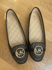 Оригинальные , новые балетки Michael Kors (1 фото из 4)