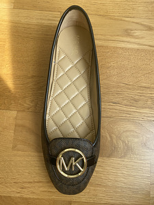 Оригинальные , новые балетки Michael Kors (3 фото из 4)