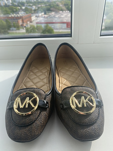 Оригинальные , новые балетки Michael Kors (4 фото из 4)