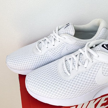 Nike valged tossud