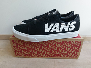 Новые черные кроссовки VANS (EU 45) (2 фото из 4)