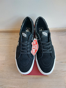 Новые черные кроссовки VANS (EU 45) (3 фото из 4)