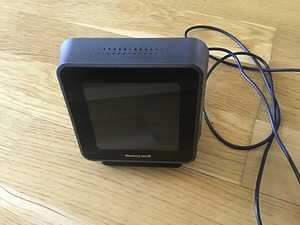 Tермостат Honeywell (1 фото из 3)