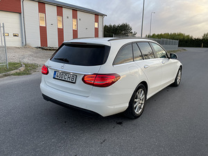 Mercedes -Benz C200 Business Plus (7 foto / 15)