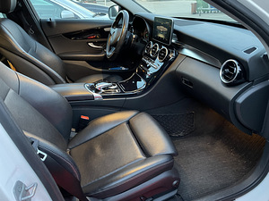 Mercedes -Benz C200 Business Plus (8 foto / 15)