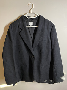 Пиджак H&M женский (5 фото из 7)