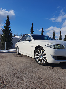 BMW 530 Xdrive (3 foto / 13)