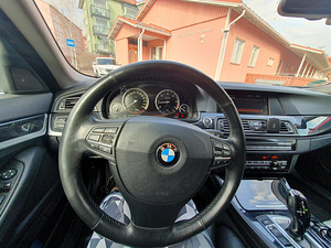 BMW 530 Xdrive (4 foto / 13)
