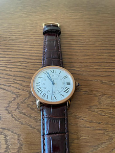 Cartier watch (1 фото из 3)