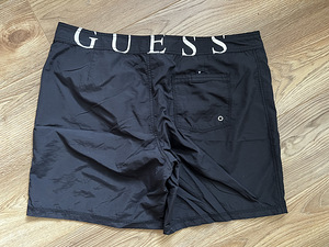 Guess meeste lühikesed püksid s. XXL (1 foto / 2)