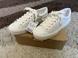 Mango sneakers (1 foto / 2)