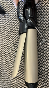 Плойка Babyliss (2 фото из 2)
