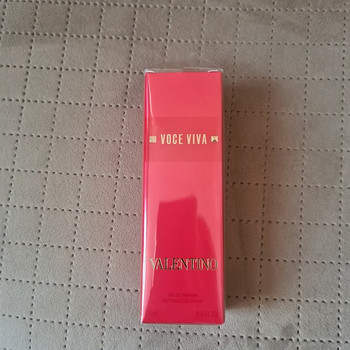 Parfüümvesi Valentino, uus, 15ml