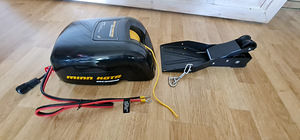 Minn Kota DeckHand DH 40 + DeckHand Remote for DH 40 (3 фото из 4)