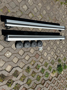 Integreeritud madalate siinidega auto pakiruum (3 foto / 4)