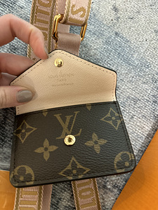 Сумка LV, кожа (4 фото из 6)