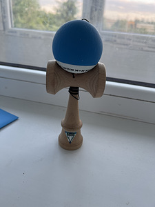Kendama (2 foto / 3)