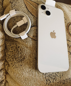 iPhone 14 плюс старлайт 256 Гб (4 фото из 4)
